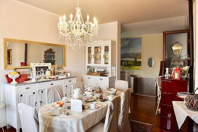 B&B La Casa Di Pamela Casciago Exteriér fotografie