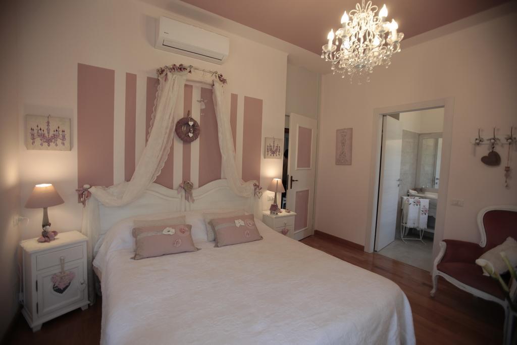 B&B La Casa Di Pamela Casciago Exteriér fotografie
